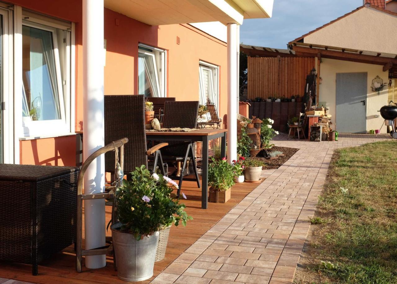 Ferienwohnung Im Paradies Momlingen Ngoại thất bức ảnh