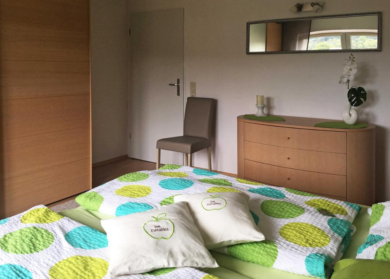Ferienwohnung Im Paradies Momlingen Ngoại thất bức ảnh